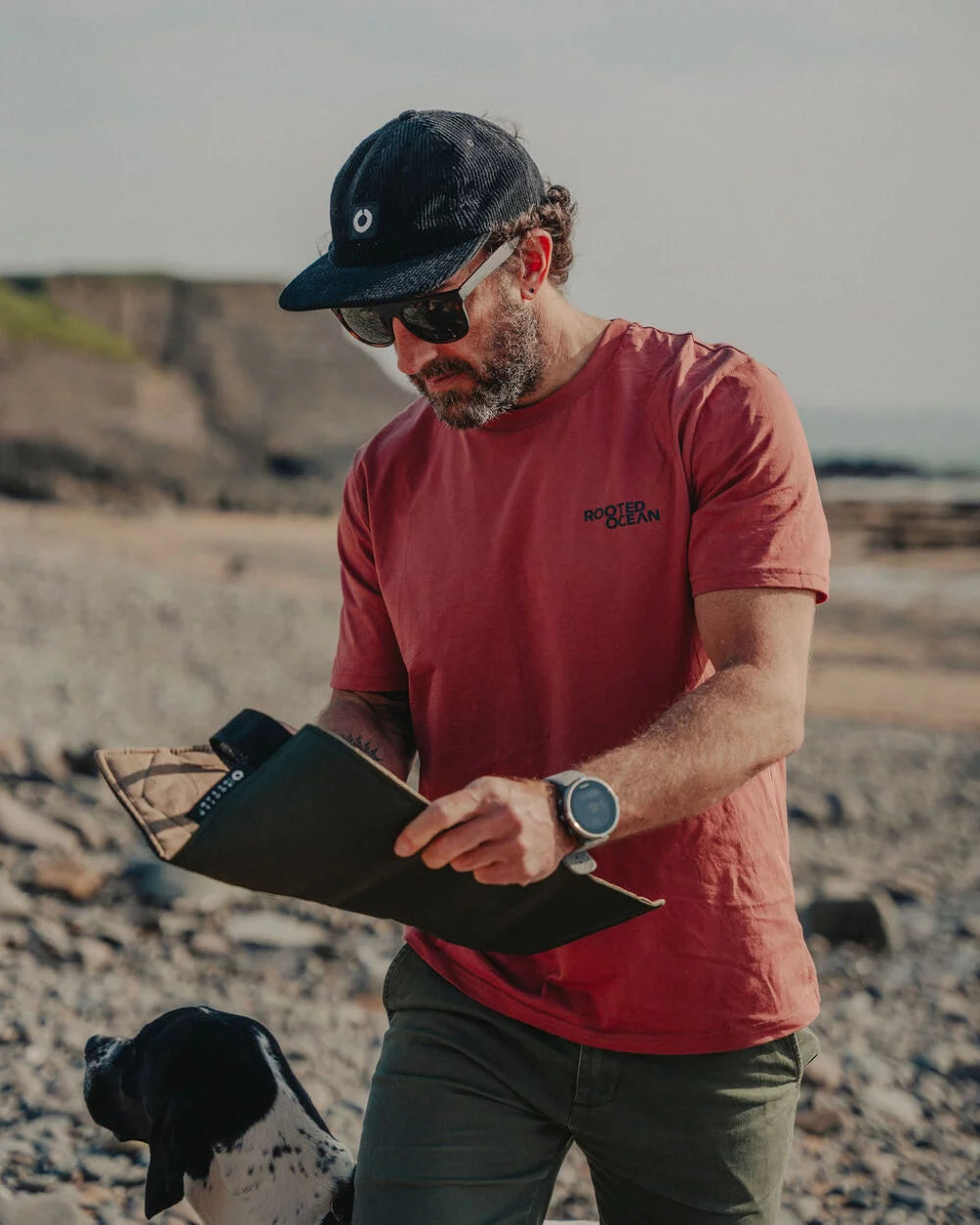 Good Vibes Tee – Rust