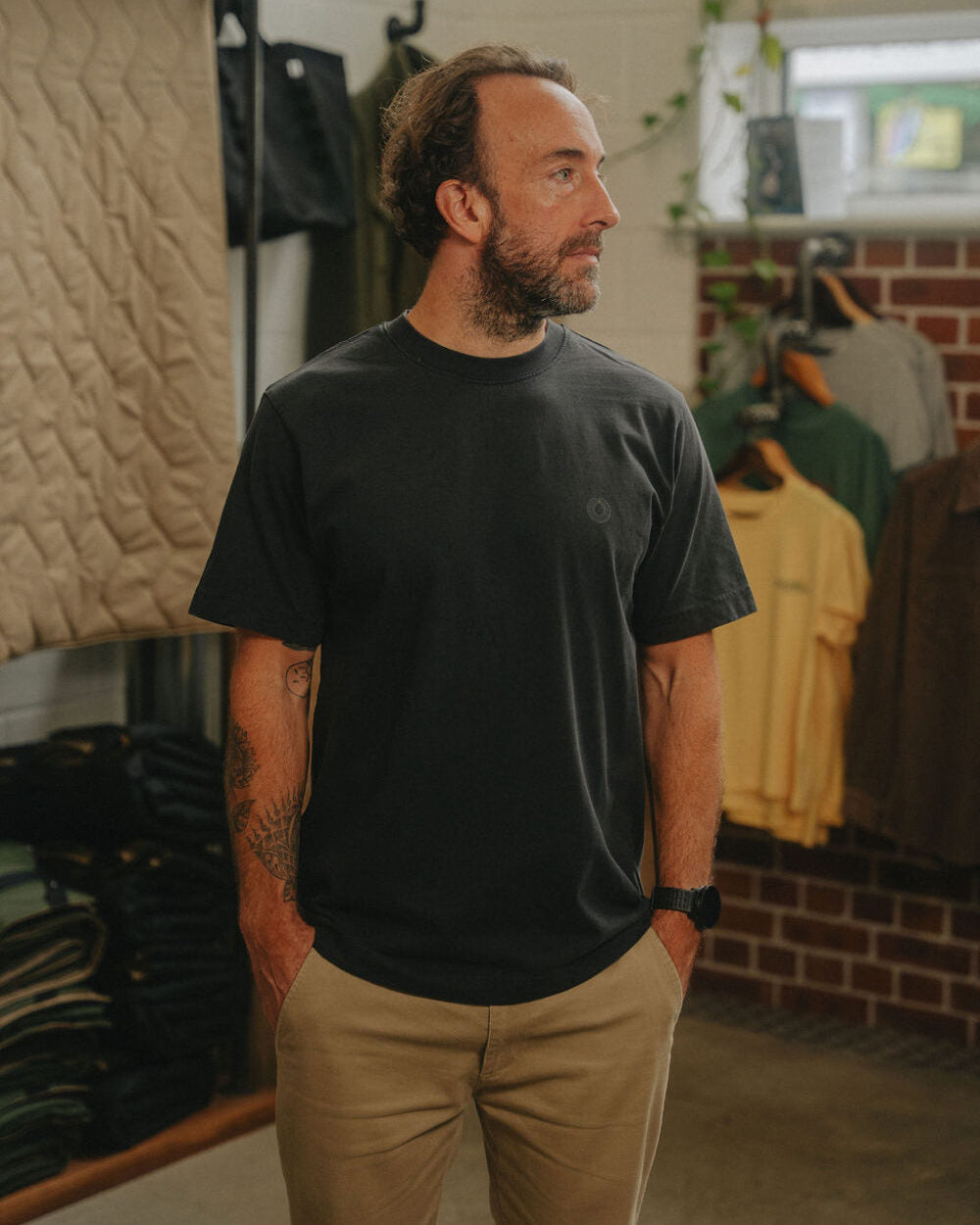 ‘O’ Heavy Tee Black